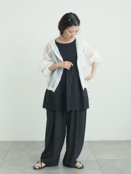 《新色追加》裾スカラップレースノースリーブインナー（オフホワイト/ブラック/ダークブラウン/ブルー）｜Samansa Mos2（サマンサ モスモス）通販