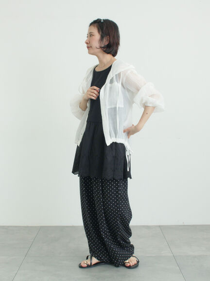 《新色追加》裾スカラップレースノースリーブインナー（オフホワイト/ブラック/ダークブラウン/ブルー）｜Samansa Mos2（サマンサ モスモス）通販