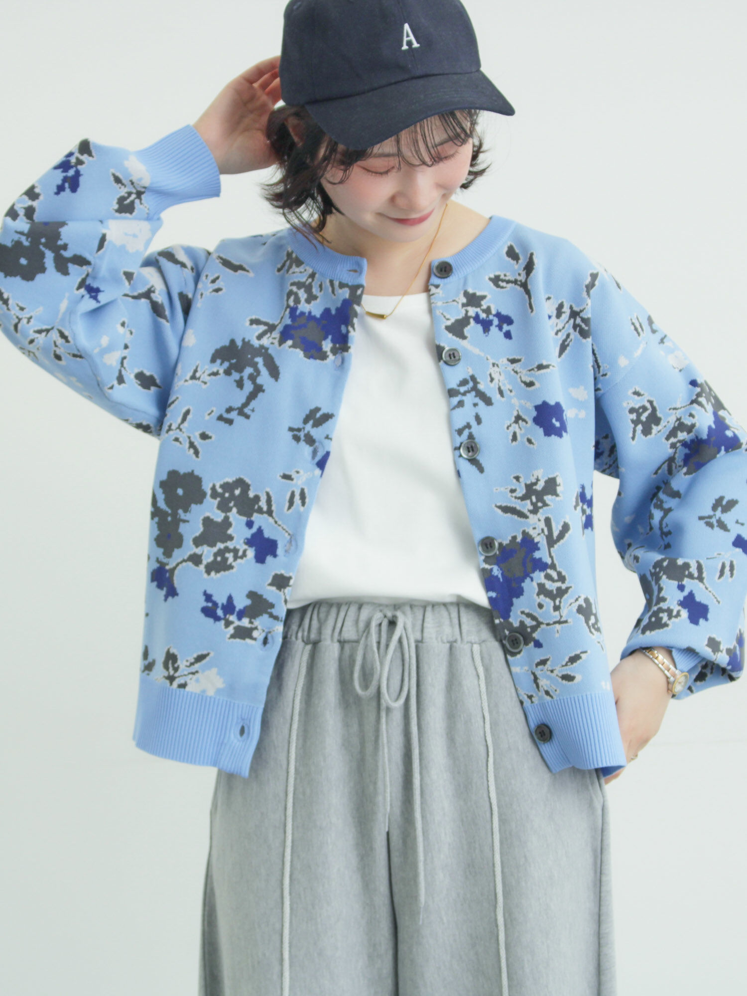 セール】 花柄スポンディッシュニットカーディガン（グレー/ピンク