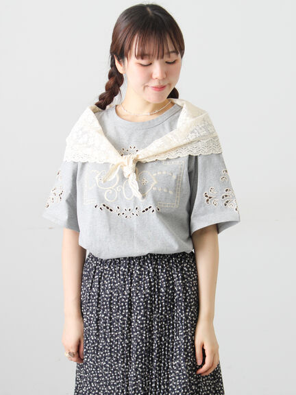 三角ストール付カットワーク刺繍Tシャツ（オフホワイト/グレー/チャコールグレー）｜Samansa Mos2（サマンサ モスモス）通販