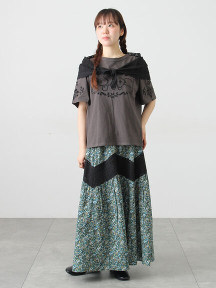 三角ストール付カットワーク刺繍Tシャツ（オフホワイト/グレー/チャコールグレー）｜Samansa Mos2（サマンサ モスモス）通販