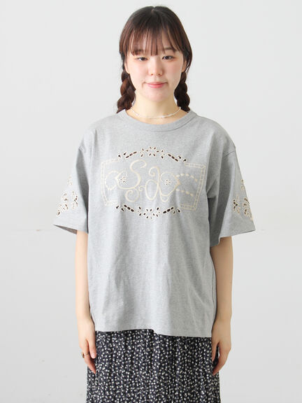 三角ストール付カットワーク刺繍Tシャツ（オフホワイト/グレー/チャコールグレー）｜Samansa Mos2（サマンサ モスモス）通販