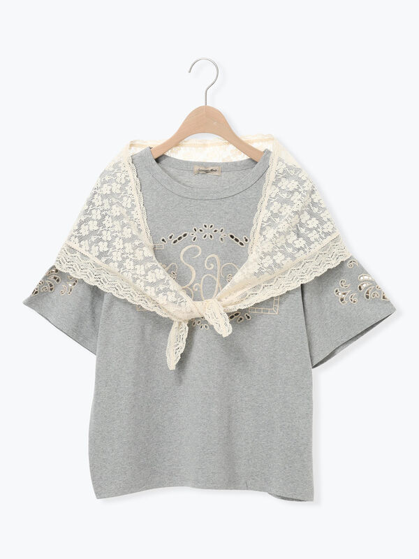 三角ストール付カットワーク刺繍Tシャツ（オフホワイト/グレー