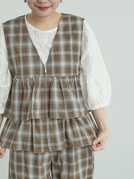 (セットアップ可)フリルジップベスト（ブラック/ベージュ/チェック）｜Samansa Mos2（サマンサ モスモス）通販