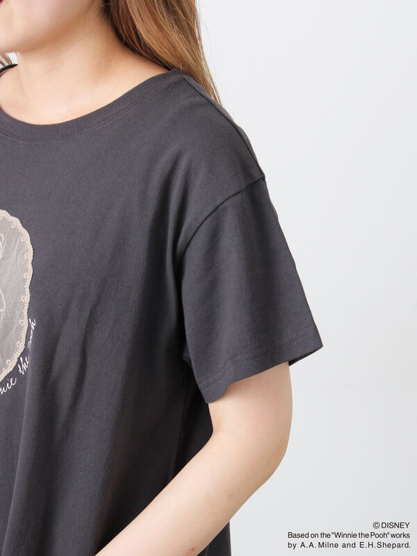 セール】 【Disney】くまのプーさんレースモチーフTシャツ（オフ