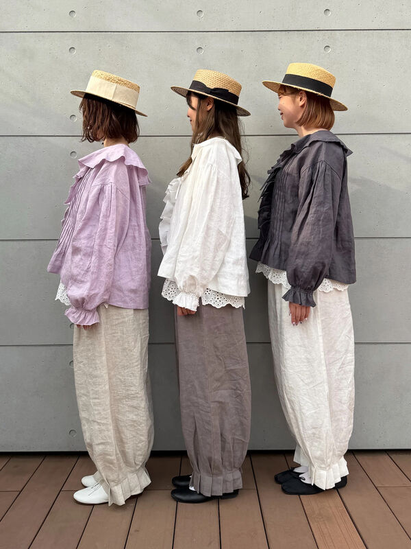 立川店/EC限定】リネンヘムタックパンツ（オフホワイト/グレージュ