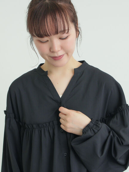 【多機能】フリル切替スキッパーシャツ（オフホワイト/ブラック/サックスブルー/ネイビー）｜Samansa Mos2（サマンサ モスモス）通販