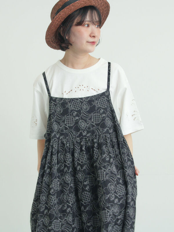 セール】 【メルヘン×Samansa Mos2】総刺繍ワンピース（オフホワイト
