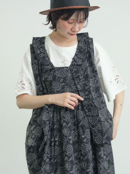 【メルヘン×Samansa Mos2】総刺繍ベスト（オフホワイト/ブラック/モカ）｜Samansa Mos2（サマンサ モスモス）通販