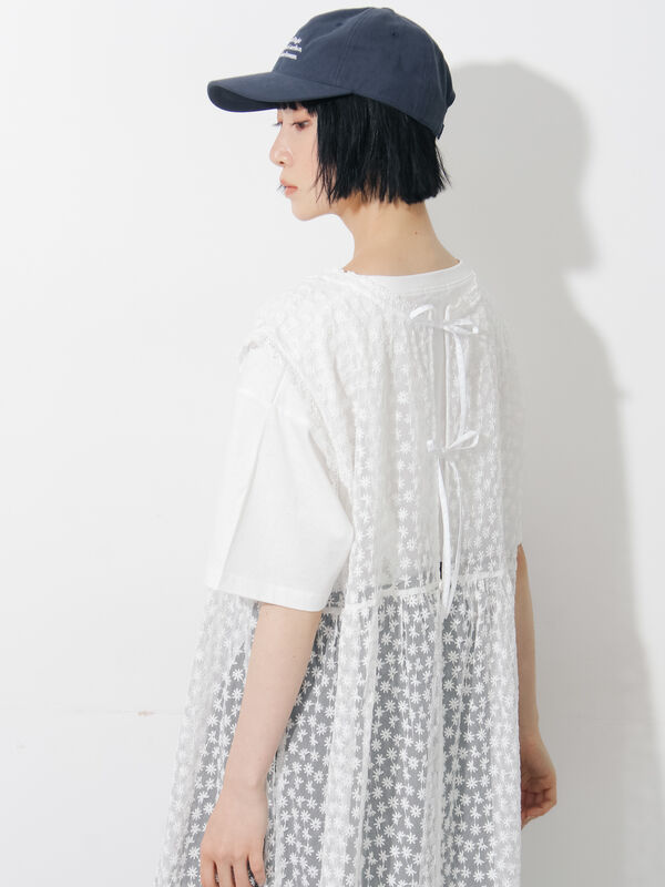 チュール刺繍前後2WAYノースリワンピース（オフホワイト/ブラック