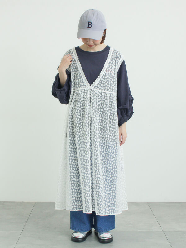 チュール刺繍前後2WAYノースリワンピース（オフホワイト/ブラック