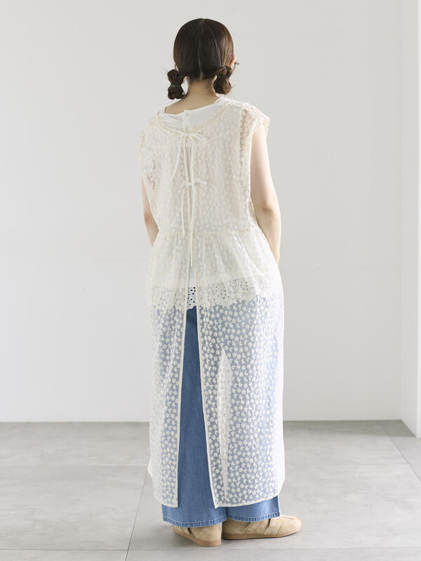 チュール刺繍前後2WAYノースリワンピース（オフホワイト/ブラック