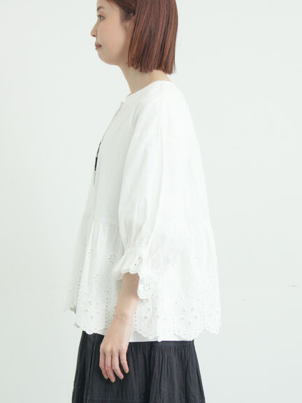 裾スカラップレース切替ブラウス（オフホワイト/ブラック/ベージュ）｜Samansa Mos2（サマンサ モスモス）通販