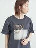【接触冷感】スクエア箔ロゴTシャツ（オフホワイト/チャコールグレー/サックスブルー）｜Samansa Mos2（サマンサ モスモス）通販