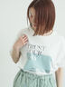 【接触冷感】スクエア箔ロゴTシャツ（オフホワイト/チャコールグレー/サックスブルー）｜Samansa Mos2（サマンサ モスモス）通販