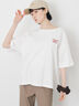 【接触冷感】ロゴ刺繍バックプリントTシャツ（オフホワイト）｜Samansa Mos2（サマンサ モスモス）通販