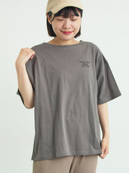【接触冷感】ロゴ刺繍バックプリントTシャツ（オフホワイト/チャコールグレー/オレンジ/ブラウン）｜Samansa Mos2（サマンサ モスモス）通販