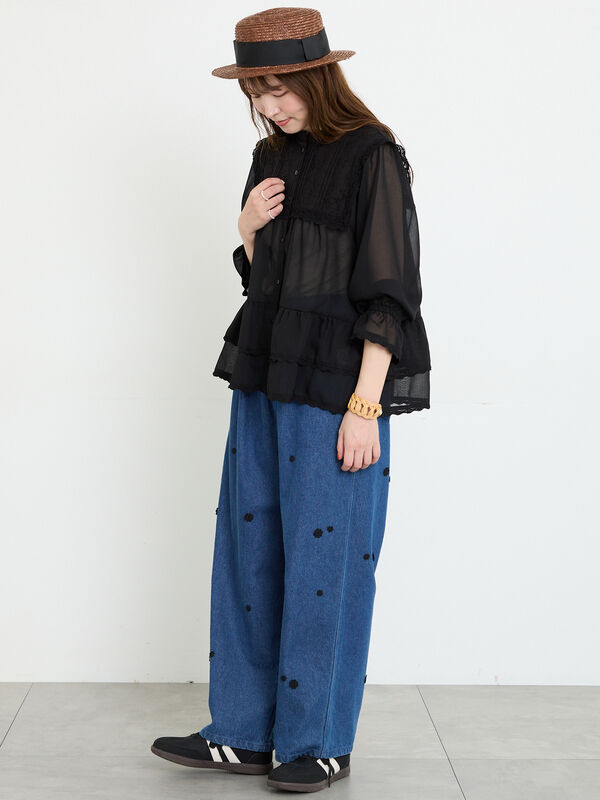 【最終お値下げ】マチャット　レース　ブラウス 期間限定】 【接触冷感】裾フリルティアードレースブラウス（オフ