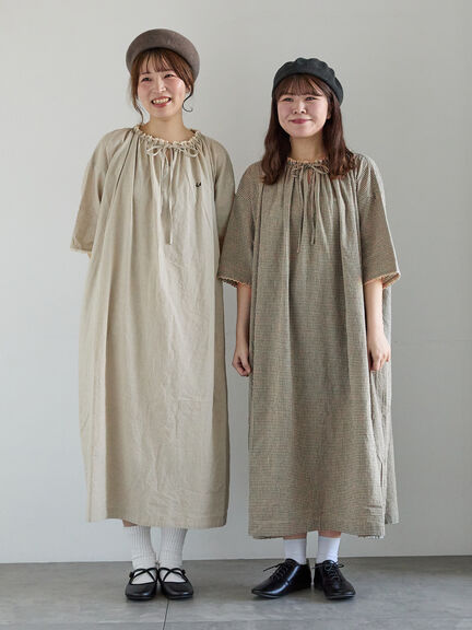 【SA刺繍】スモックワンピース（オフホワイト/ブラック/ベージュ）｜Samansa Mos2（サマンサ モスモス）通販
