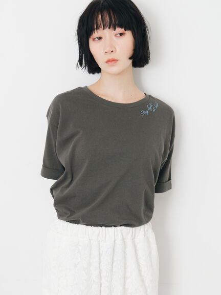 【接触冷感】アソートワンポイント刺繍Tシャツ（オフホワイト/チャコールグレー/イエロー）｜Samansa Mos2（サマンサ モスモス）通販