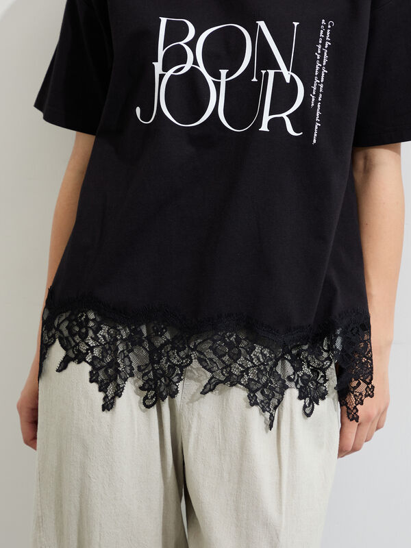 セール】 【接触冷感】裾レースロゴTシャツ（オフホワイト/ブラック