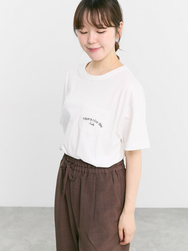 セール】 【オーガニックコットン】刺繍ロゴTシャツ（オフホワイト