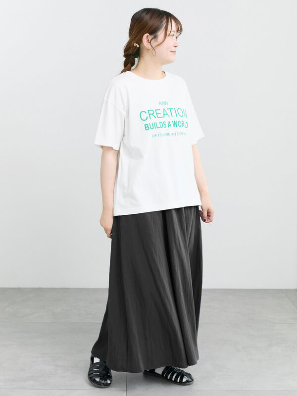 接触冷感】刺繍ロゴTシャツ（オフホワイト/ブラック/ブルー/トップス