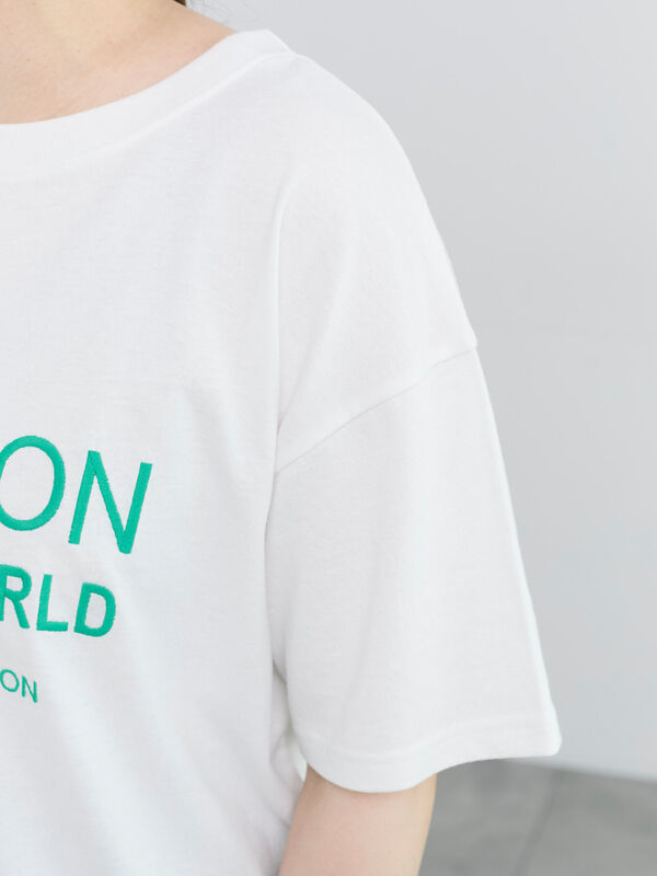 セール】 【接触冷感】刺繍ロゴTシャツ（オフホワイト/ブラック/ブルー