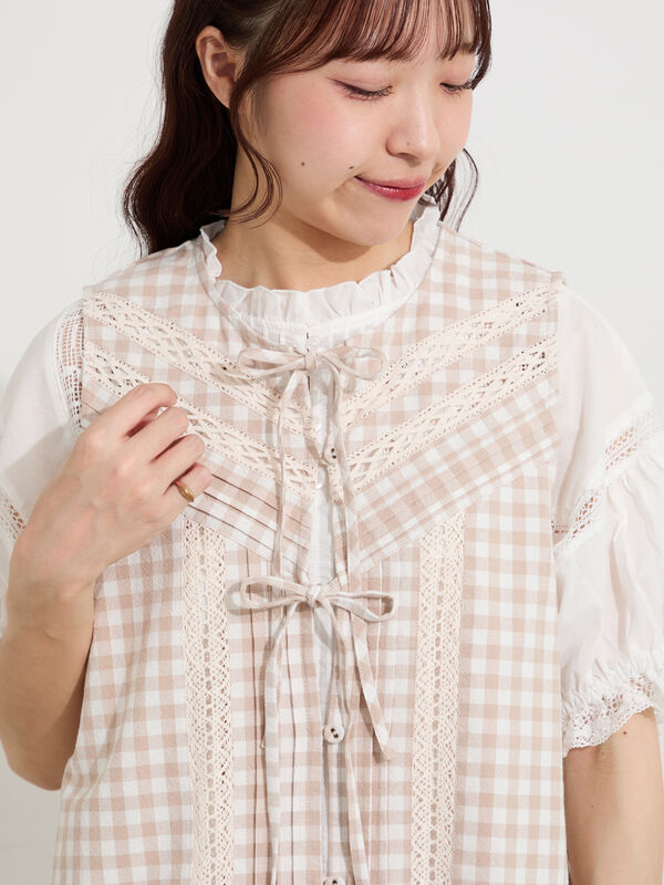 セール】 レース×ピンタックリボンベスト《限定カラーあり》（ブラック