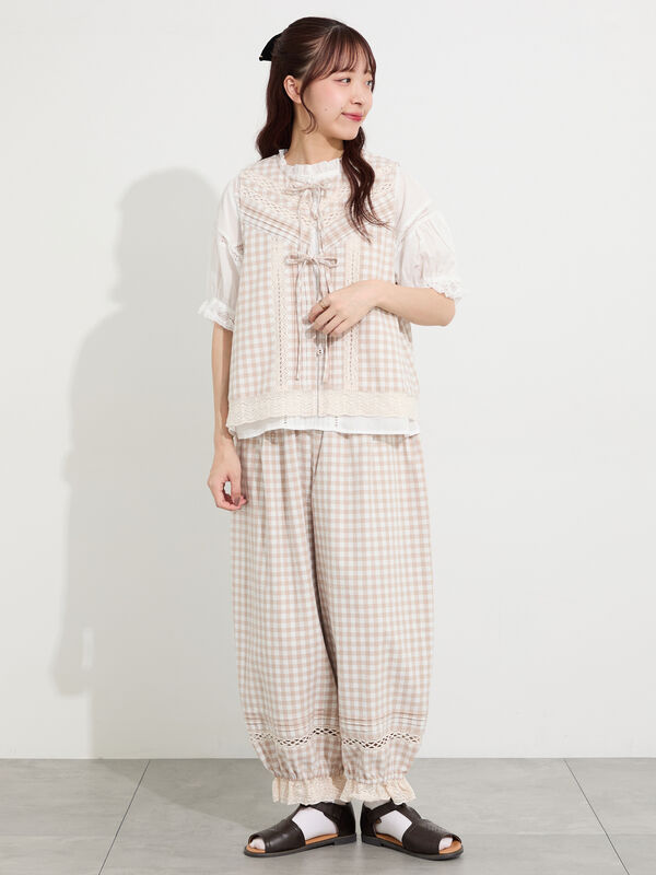 レース×ピンタックリボンベスト《限定カラーあり》（ブラック/ベージュ