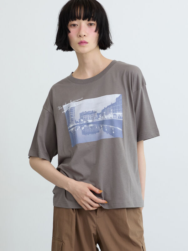 接触冷感】転写プリントTシャツ（オフホワイト/グレー