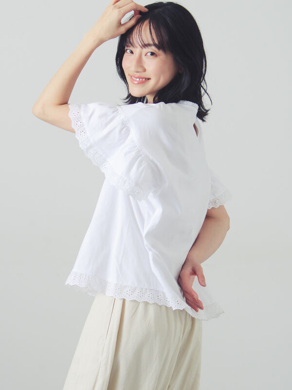 セール】 カットワーク刺繍レースカットソー（オフホワイト/ブラック