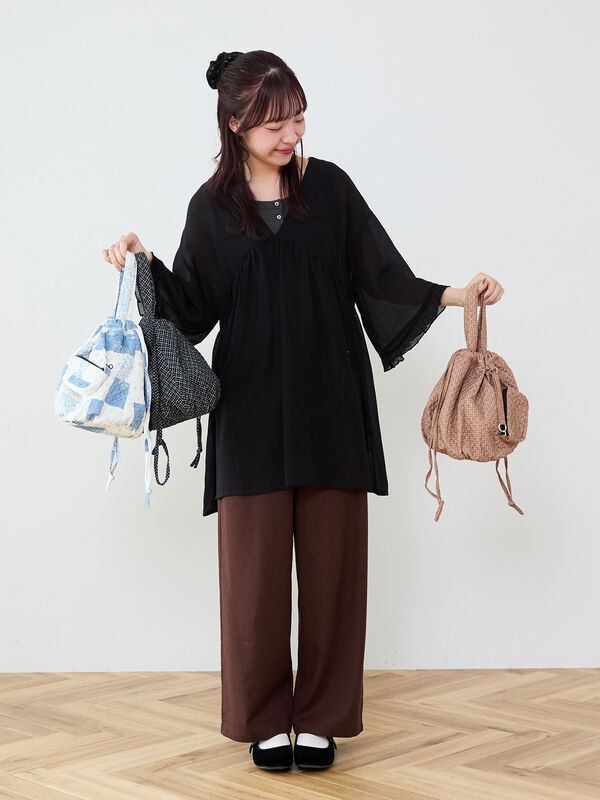 【Cross×Staff】ポーチ付/まんまるポシェット（オフホワイト/チャコールグレー/キャメル）｜Samansa Mos2（サマンサ モスモス）通販
