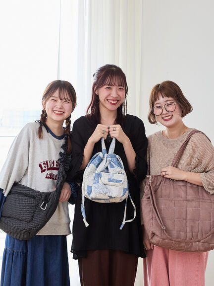 【Cross×Staff】ポーチ付/まんまるポシェット（オフホワイト/チャコールグレー/キャメル）｜Samansa Mos2（サマンサ モスモス）通販
