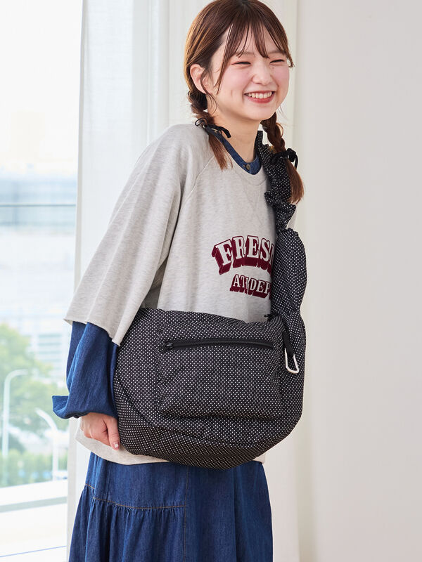 Cross×Staff】ボトルポケ付/ハーフムーンフリルbag（オフホワイト
