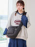 【Cross×Staff】ボトルポケ付/ハーフムーンフリルbag（オフホワイト/チャコールグレー/キャメル）｜Samansa Mos2（サマンサ モスモス）通販