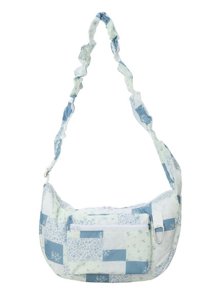 【Cross×Staff】ボトルポケ付/ハーフムーンフリルbag（オフホワイト/チャコールグレー/キャメル）｜Samansa Mos2（サマンサ モスモス）通販
