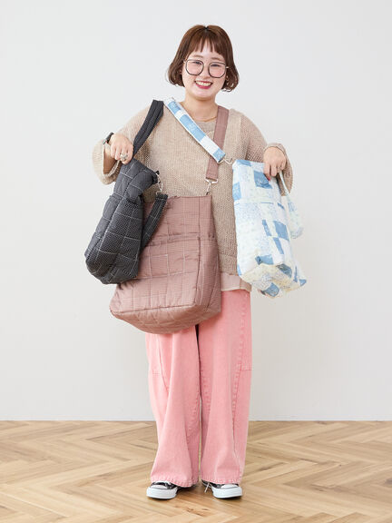 【Cross×Staff】ボトルポケ付/10ポケットトートbag（オフホワイト/チャコールグレー/キャメル）｜Samansa Mos2（サマンサ モスモス）通販