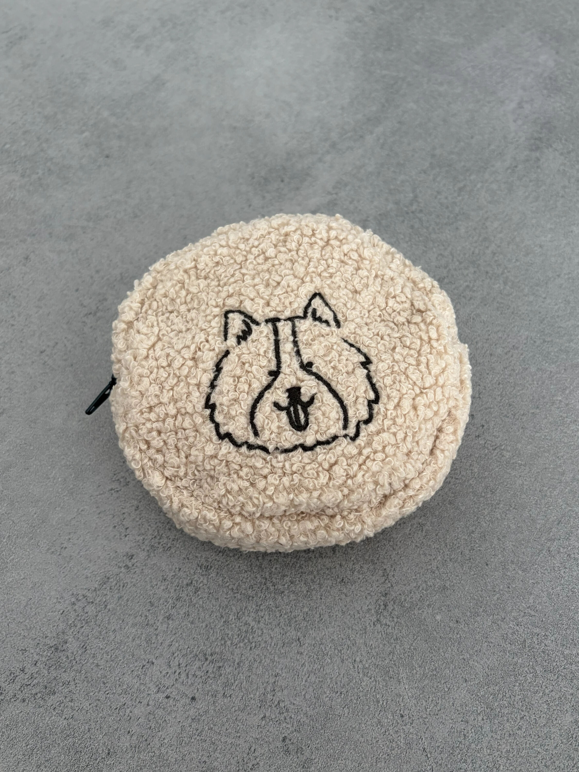 ボアアニマル刺繍ポーチチャーム（オフホワイト/ブラウン/マスタード
