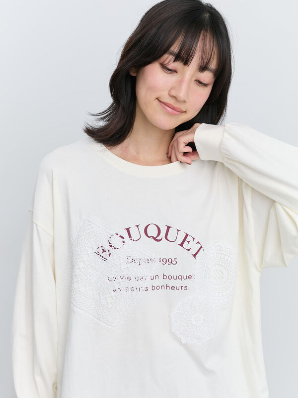 セール】 レース付きロゴプリントロングTシャツ（チャコールグレー