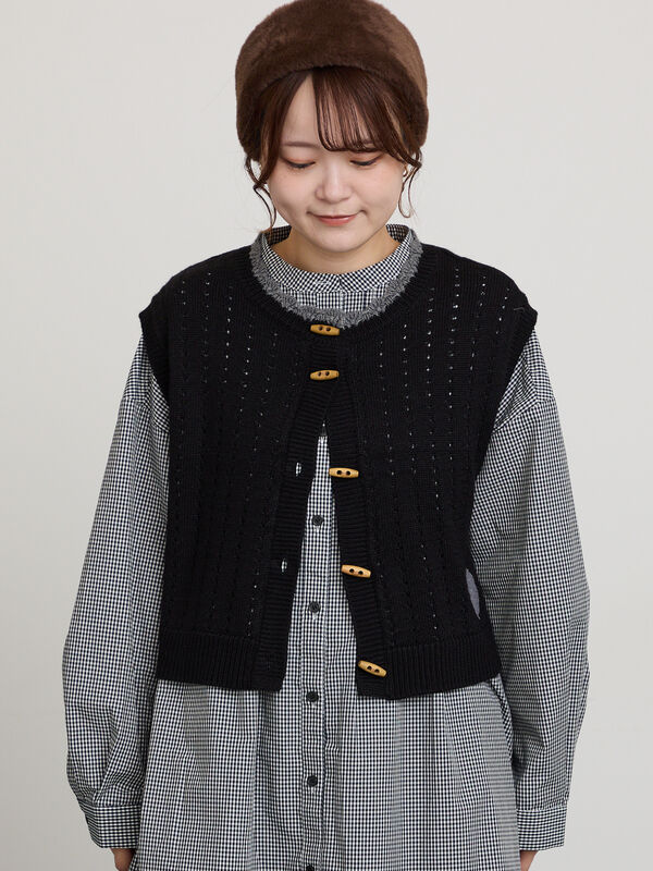 SA刺繍】配色スカラップニットベスト（ブラック/モカ/キナリ/アウター
