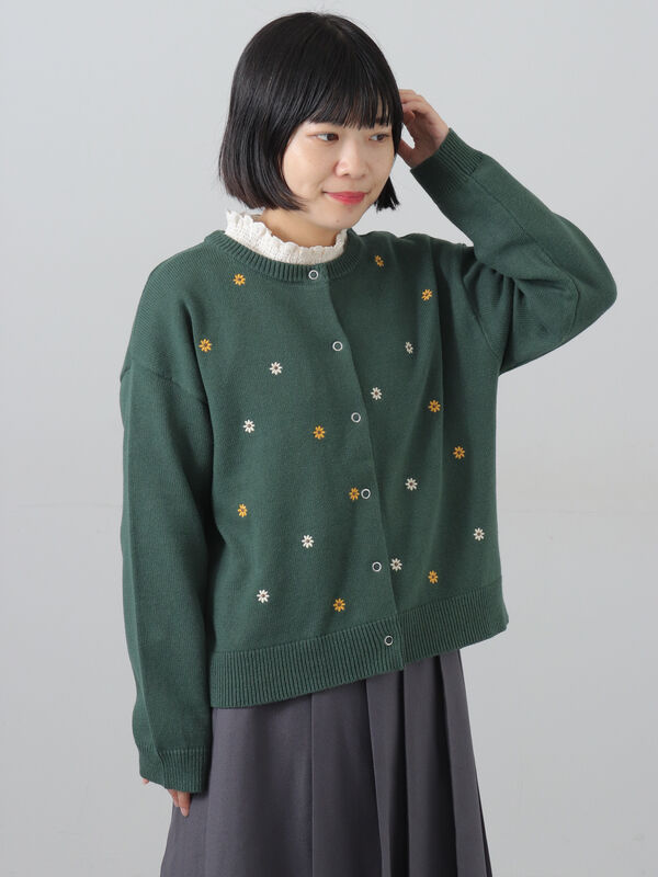 花刺繍カーディガン（ブラック/ベージュ/マスタード/グリーン/トップス