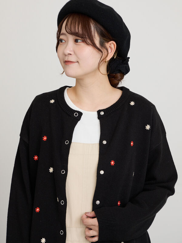 花刺繍カーディガン（ブラック/ベージュ/マスタード/グリーン/トップス