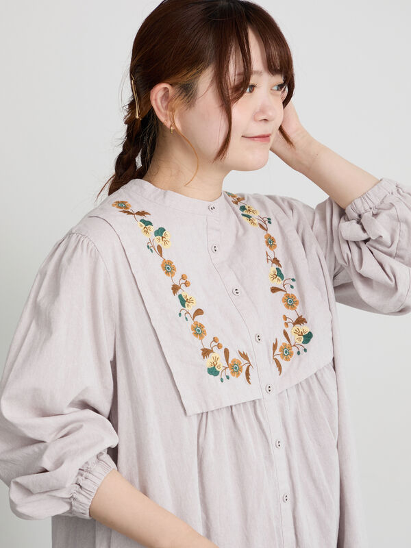 マカベアリス×Samansa Mos2】刺繍ワンピース（チャコールグレー