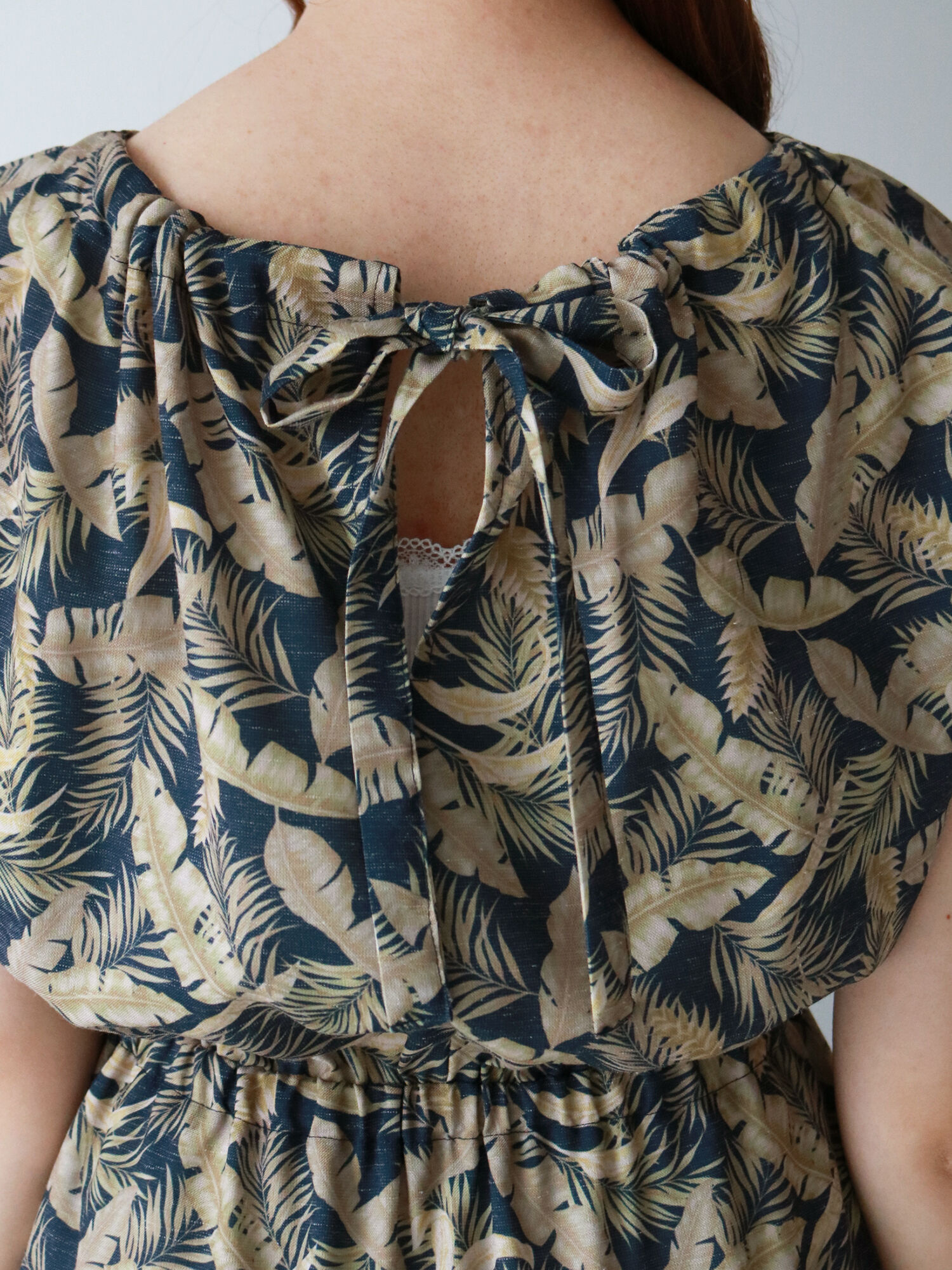 セール 貴島明日香セレクション 麻調ボタニカル柄ワンピース オフホワイト カーキ ネイビー ワンピース Te Chichi テチチ 公式通販