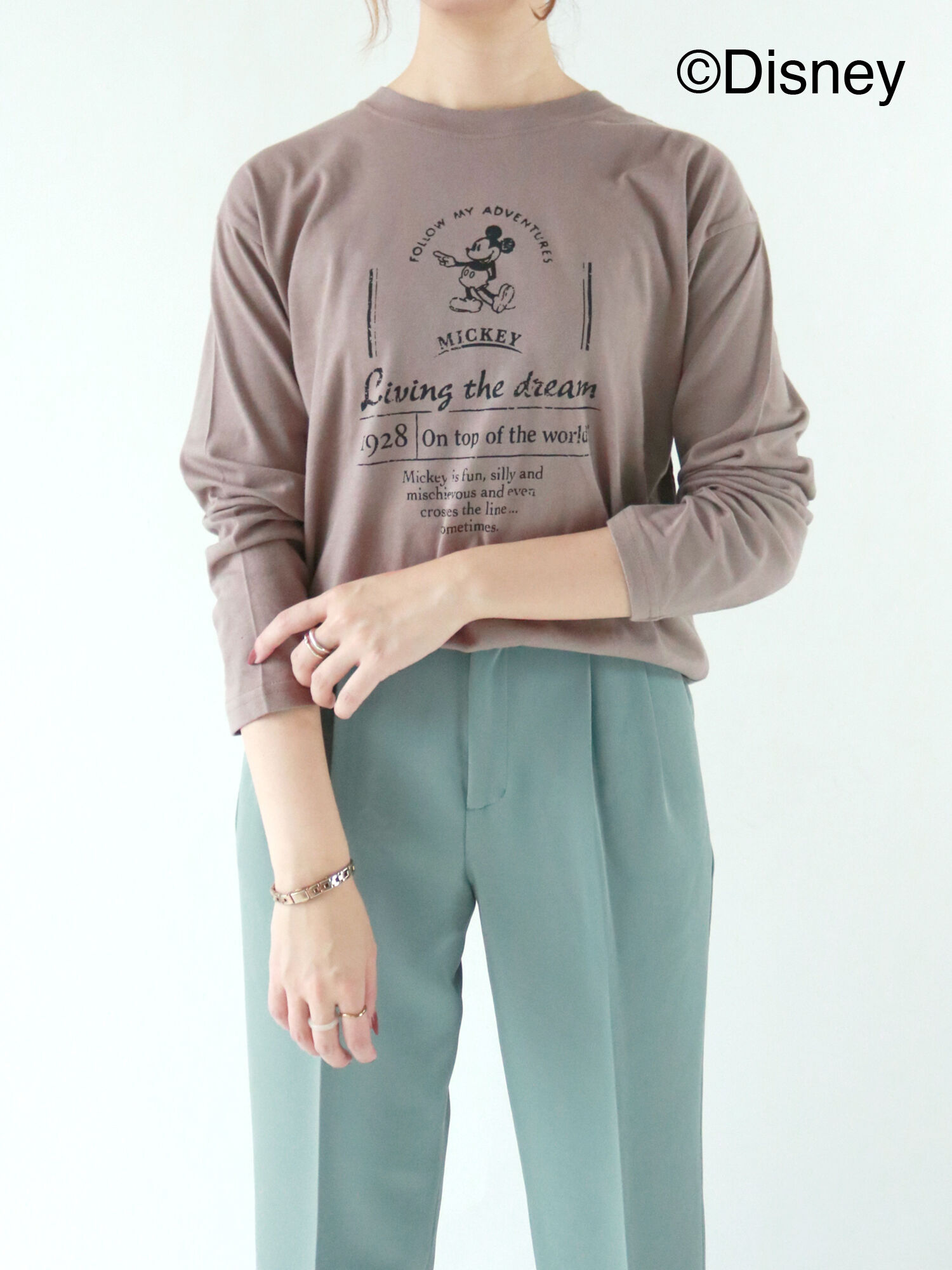 セール Disney ミッキー プリントtシャツ オフホワイト チャコールグレー モカ トップス Te Chichi テチチ 公式通販