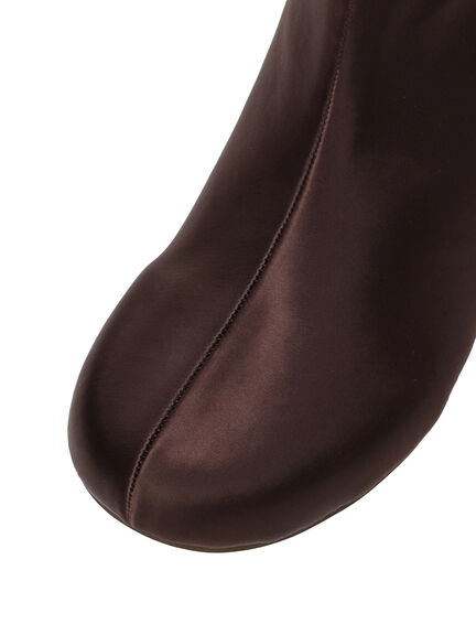 サテンラウンドトゥショートブーツ（ブラック/ブラウン）｜Te chichi（テチチ）通販