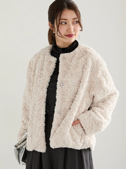 【佐藤晴美着用】パールドットエコファーショートコート（オフホワイト/ブラック）｜Te chichi（テチチ）通販