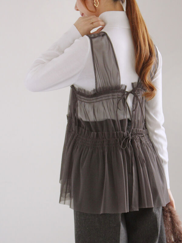 セール】 前後2WAYチュールレイヤードベスト（オフホワイト/グレー