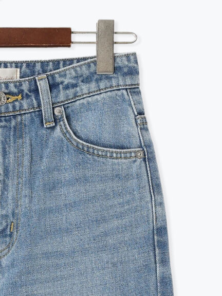 【宮本茉由着用】【EDWIN別注】ストレートデニムパンツ《2025spring catalog item》（サックスブルー/ブルー）｜Te chichi（テチチ）通販